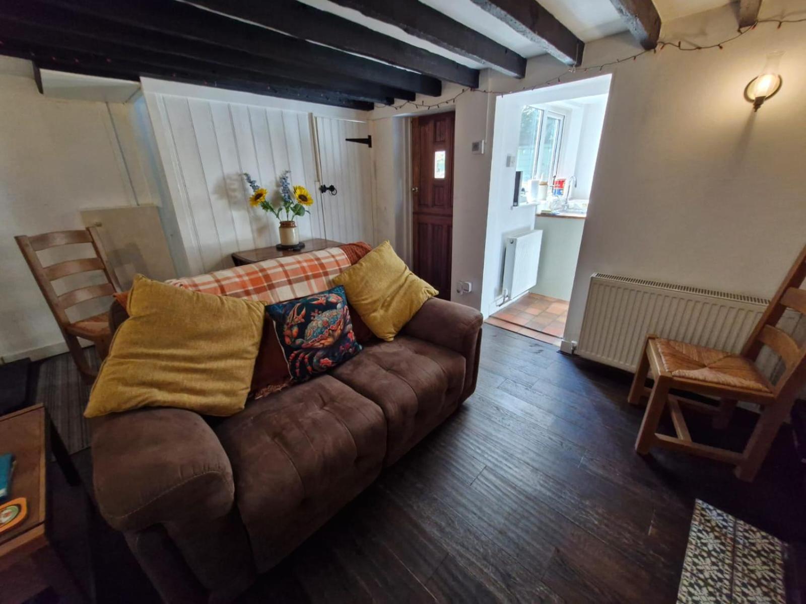 Alma Cottage - Cosy Romantic Retreat - Log Burner رامْسْغيت المظهر الخارجي الصورة
